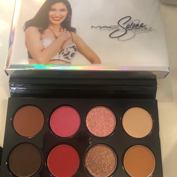 Mac Selena Eyeshadow Palette - Picture 5 of 9